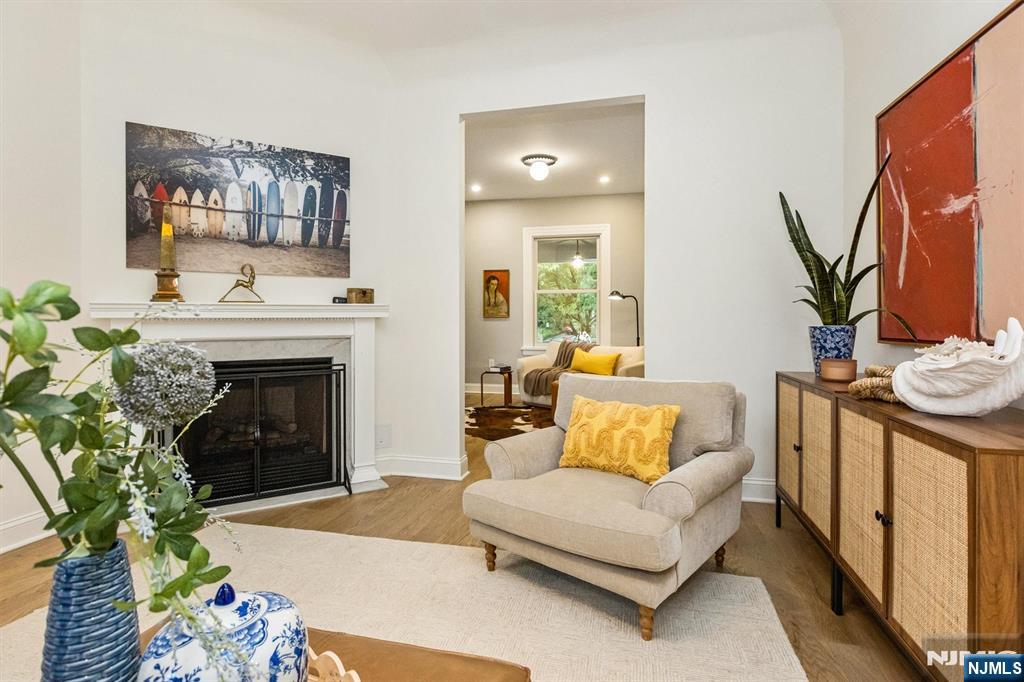 26 Appleton Place Glen Ridge, NJ 07028 - Photo 11 of 50 Gallery Image 11