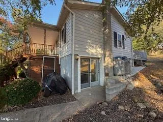 $256,500 | 141 Peach Tree Lane, Keyser, WV 26726