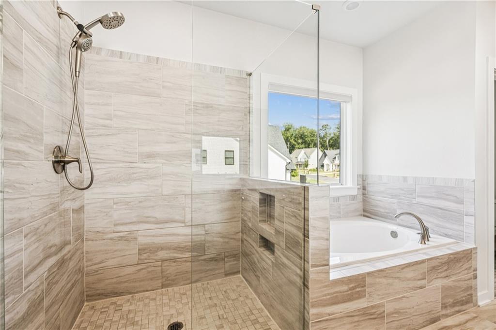 8160 Beryl Overlook Gainesville, GA 30506 - Photo 24 of 36