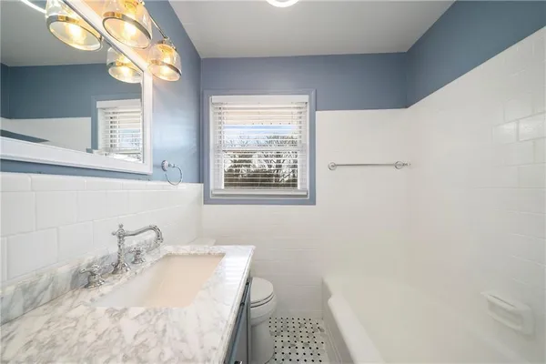 $3,100 | 3400 Lower Roswell Road, Marietta, GA 30068