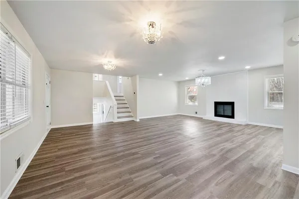 $3,100 | 3400 Lower Roswell Road, Marietta, GA 30068