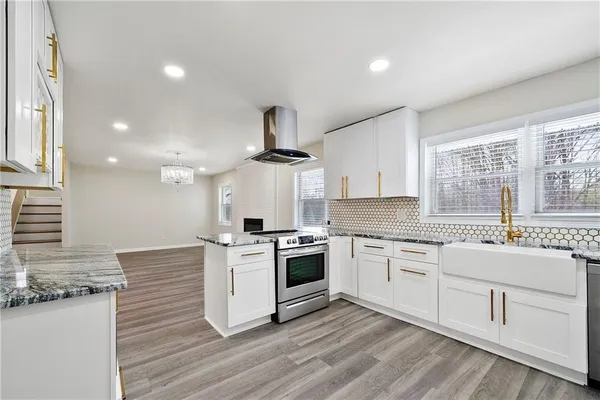 $3,100 | 3400 Lower Roswell Road, Marietta, GA 30068