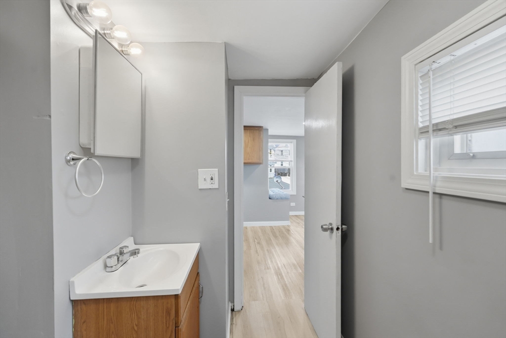 415 Anthony Street Fall River, MA 02721 - Photo 13 of 38