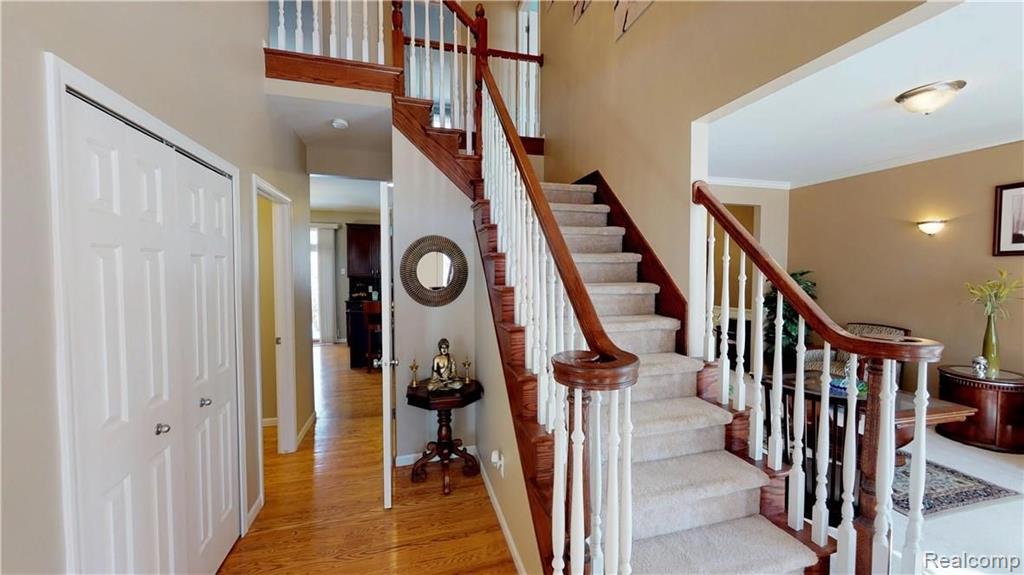 411 Mystic Valley Rochester Hills, MI 48307 - Photo 13 of 30