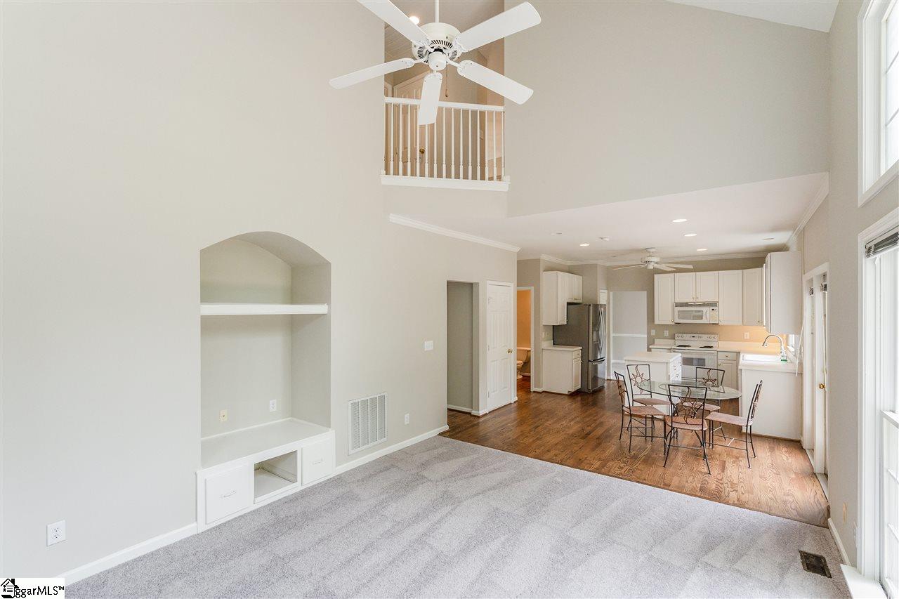 228 West Poplar Ridge Drive Duncan, SC 29334 - Photo 12 of 36 Gallery Image 12