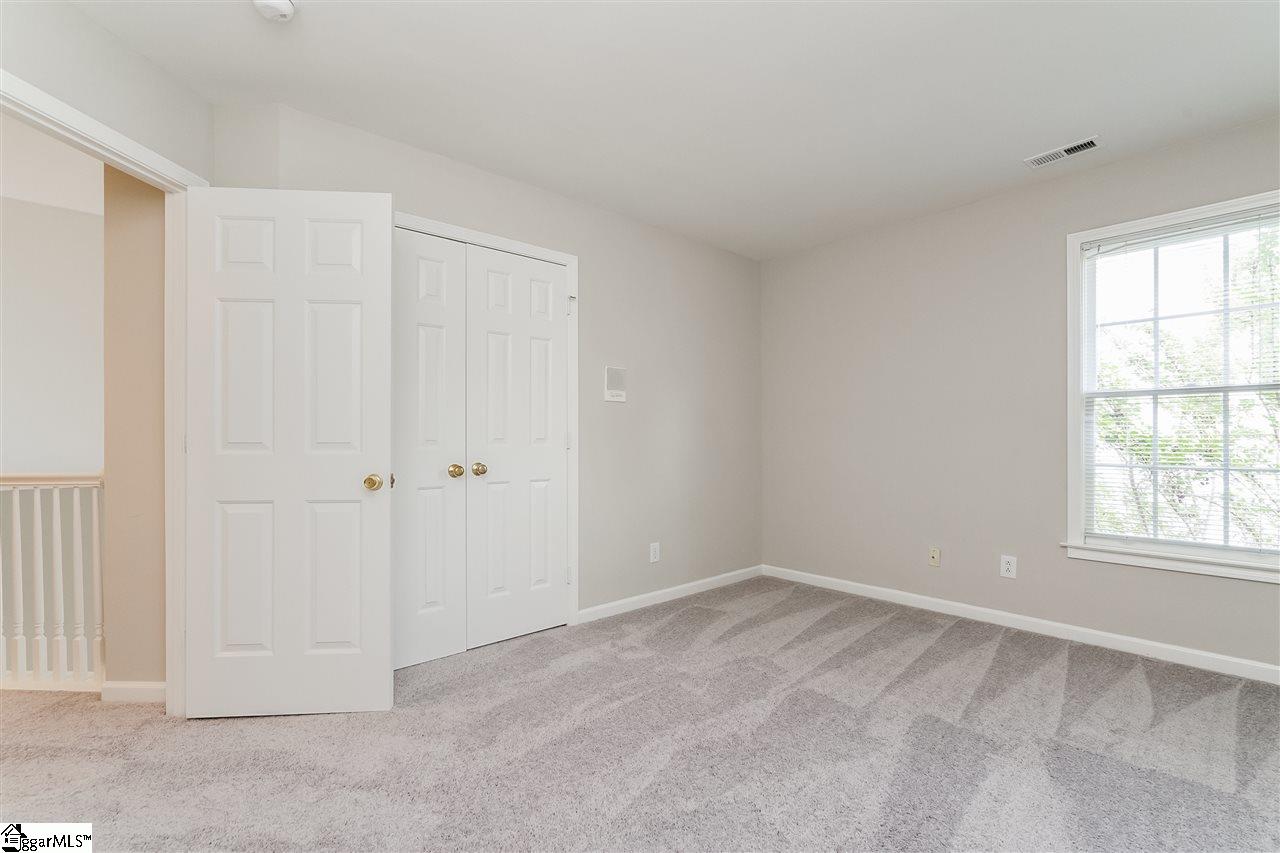 228 West Poplar Ridge Drive Duncan, SC 29334 - Photo 16 of 36 Gallery Image 16
