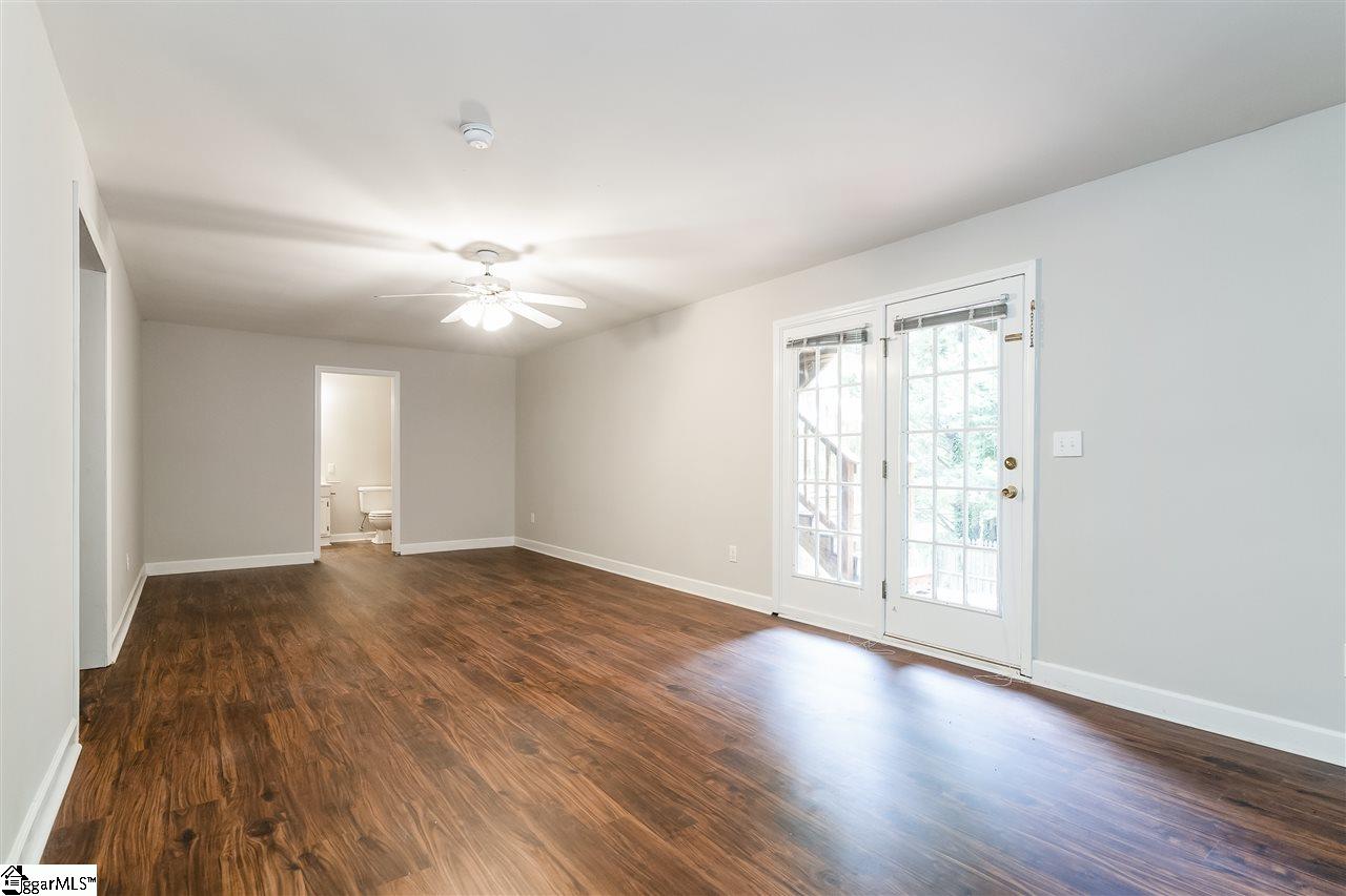 228 West Poplar Ridge Drive Duncan, SC 29334 - Photo 23 of 36 Gallery Image 23