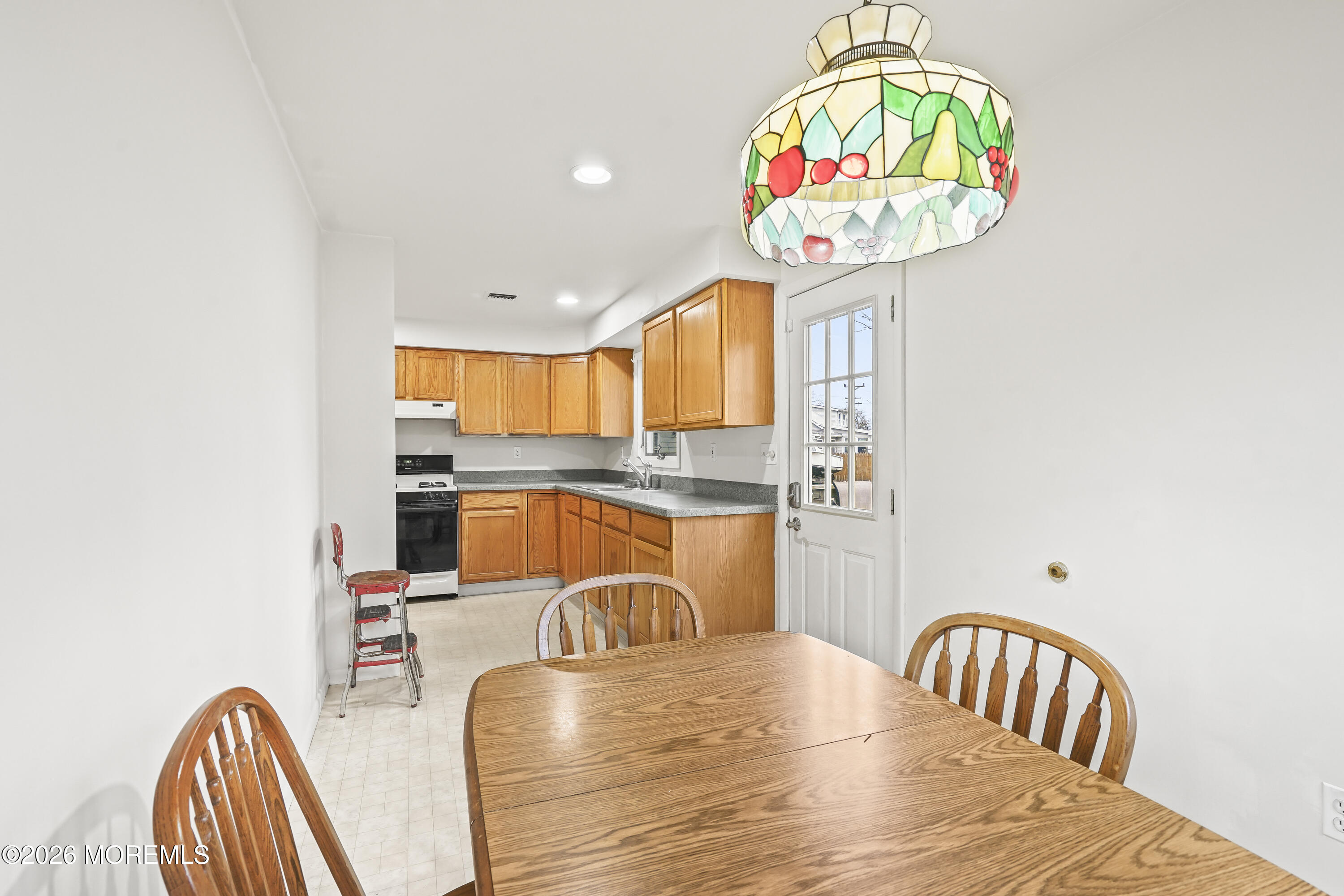 902 Sunset Avenue Point Pleasant, NJ 08742 - Photo 7 of 16 DSC04553