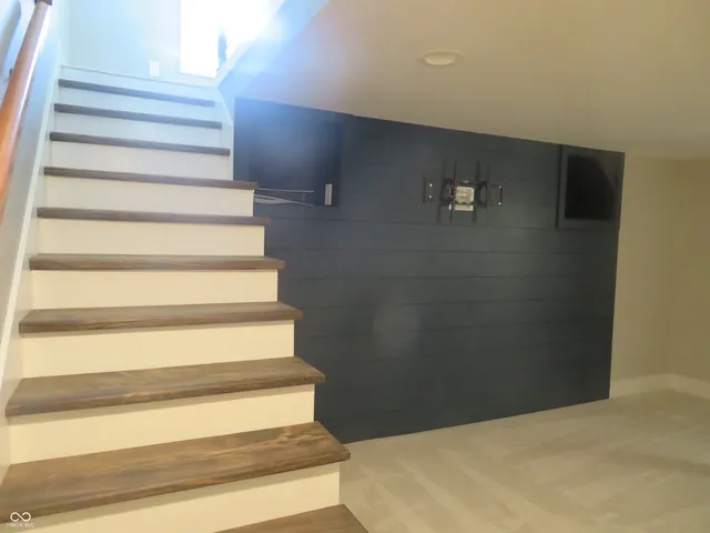 $350,000 | 5311 West Jackson Street, Muncie, IN 47304