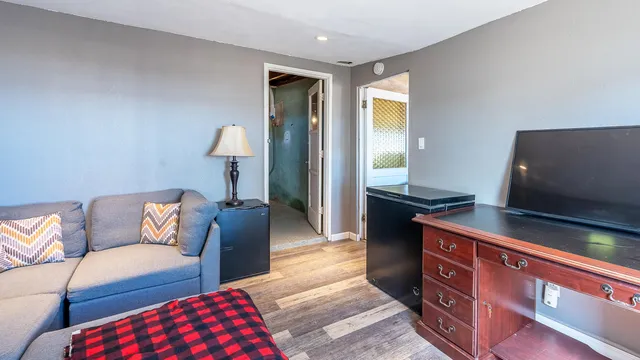 a view of an outdoor space