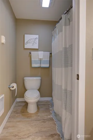 $332,000 | 262 Oyhut Bay Boulevard Southwest, Unit 106, Ocean Shores, WA 98569