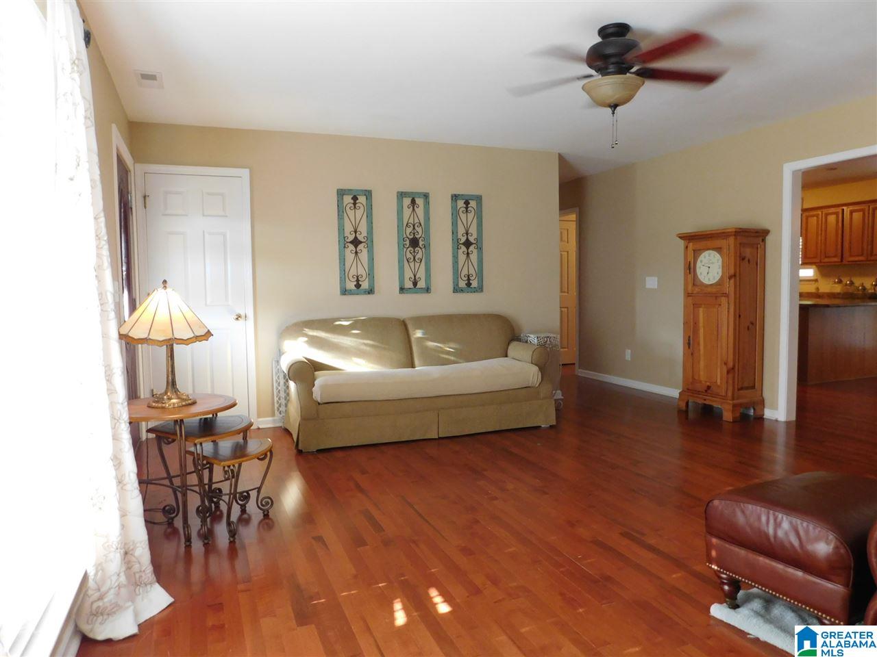 8991 Brasher Road Warrior, AL 35180 - Photo 5 of 36