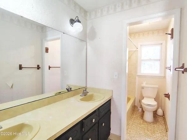$1,800 | 522 Holden Plantation Avenue Southwest, Supply, NC 28462