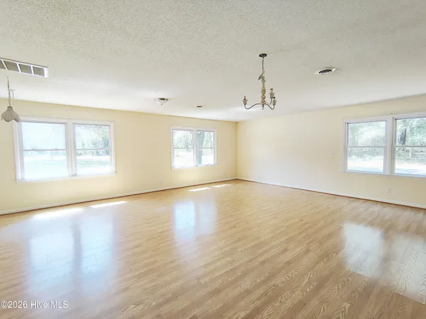 $1,800 | 522 Holden Plantation Avenue Southwest, Supply, NC 28462