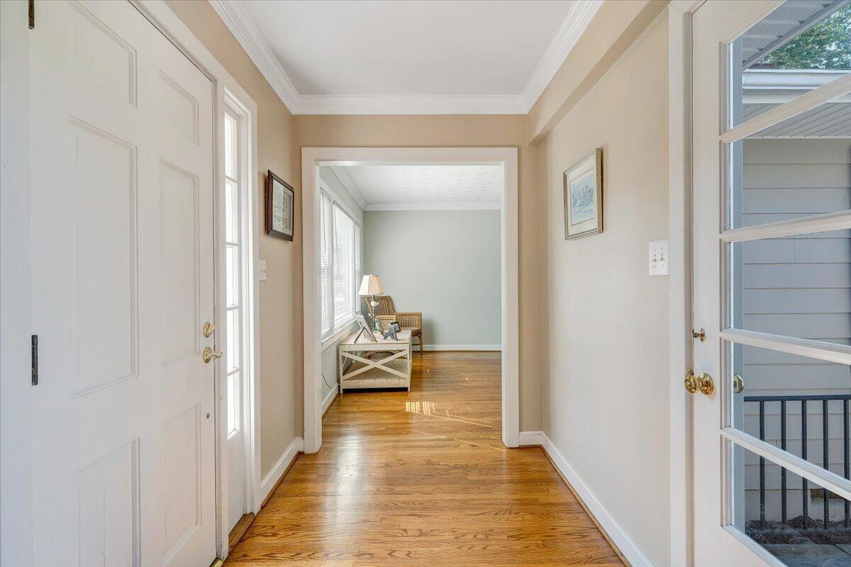 3561 Wright Road Southwest Roanoke, VA 24015 - Photo 4 of 61 03-MIB04183