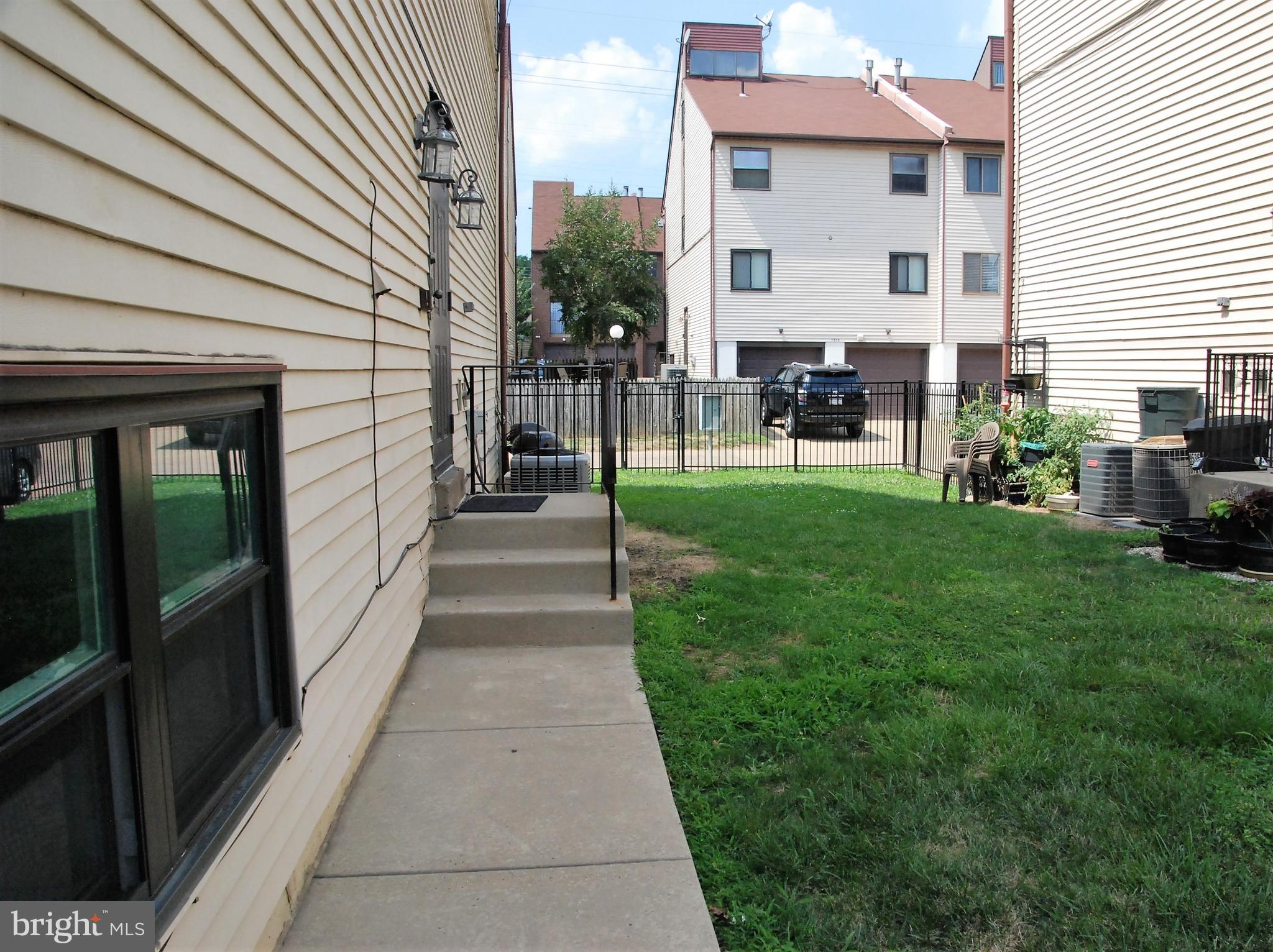 9534 State Rd., Unit A Philadelphia, PA 19114 - Photo 2 of 16 Walkway/Side yard