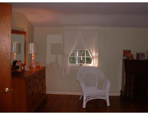 20 Edge Hill Road Sharon, MA 02067 - Photo 15 of 21 Gallery Image 15