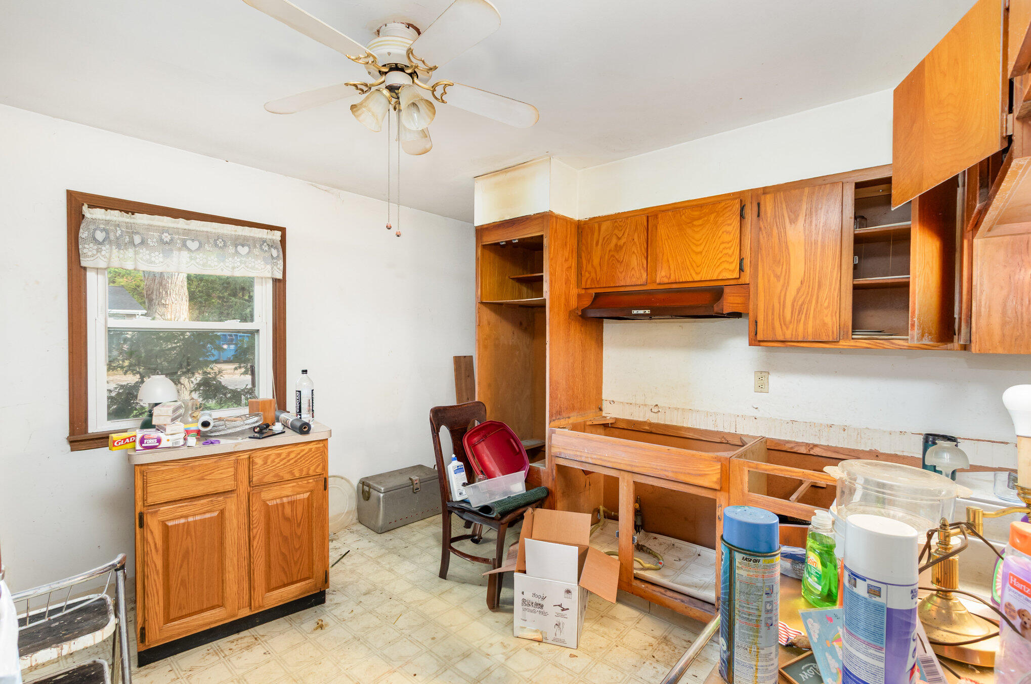 413 Holly Road Michigan City, IN 46360 - Photo 4 of 23 2038x1353