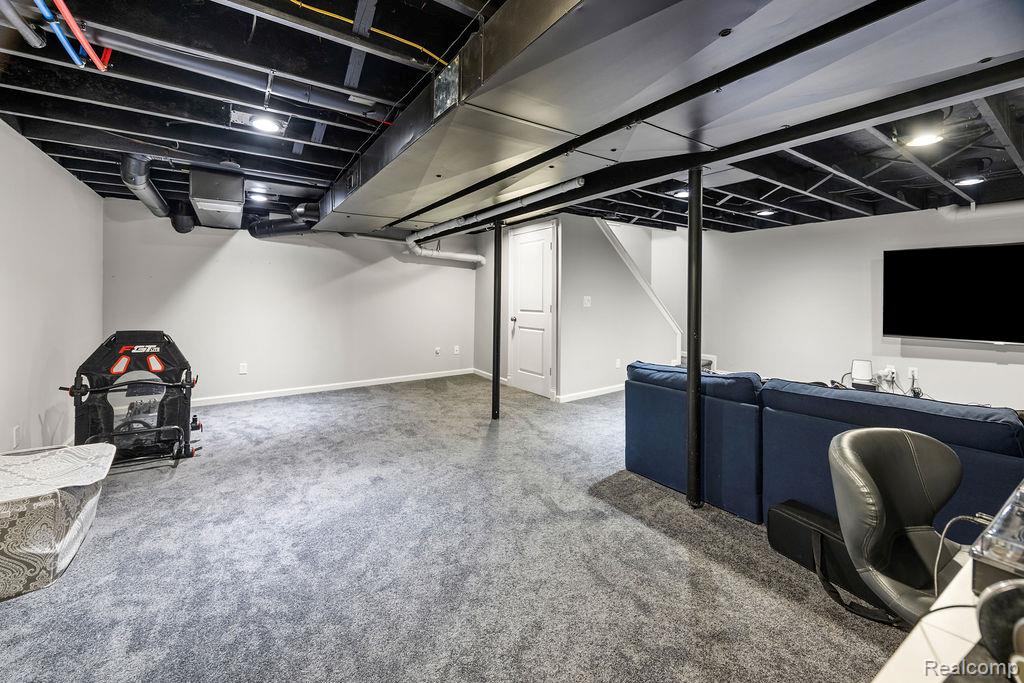 2384 Millbrook Court Rochester Hills, MI 48306 - Photo 46 of 58
