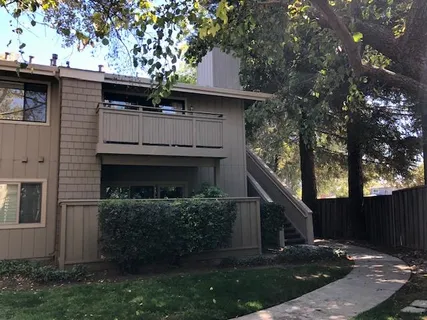 $3,250 | 5695 Makati Circle, Unit E, San Jose, CA 95123