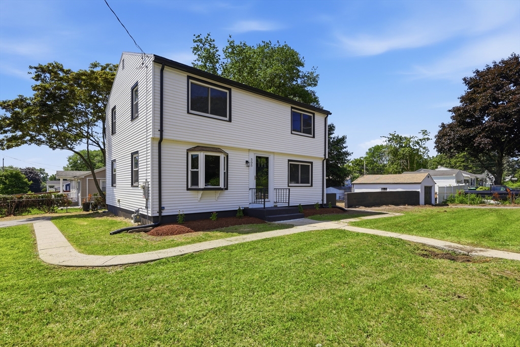 505 Prospect Street Chicopee, MA 01020 - Photo 3 of 23