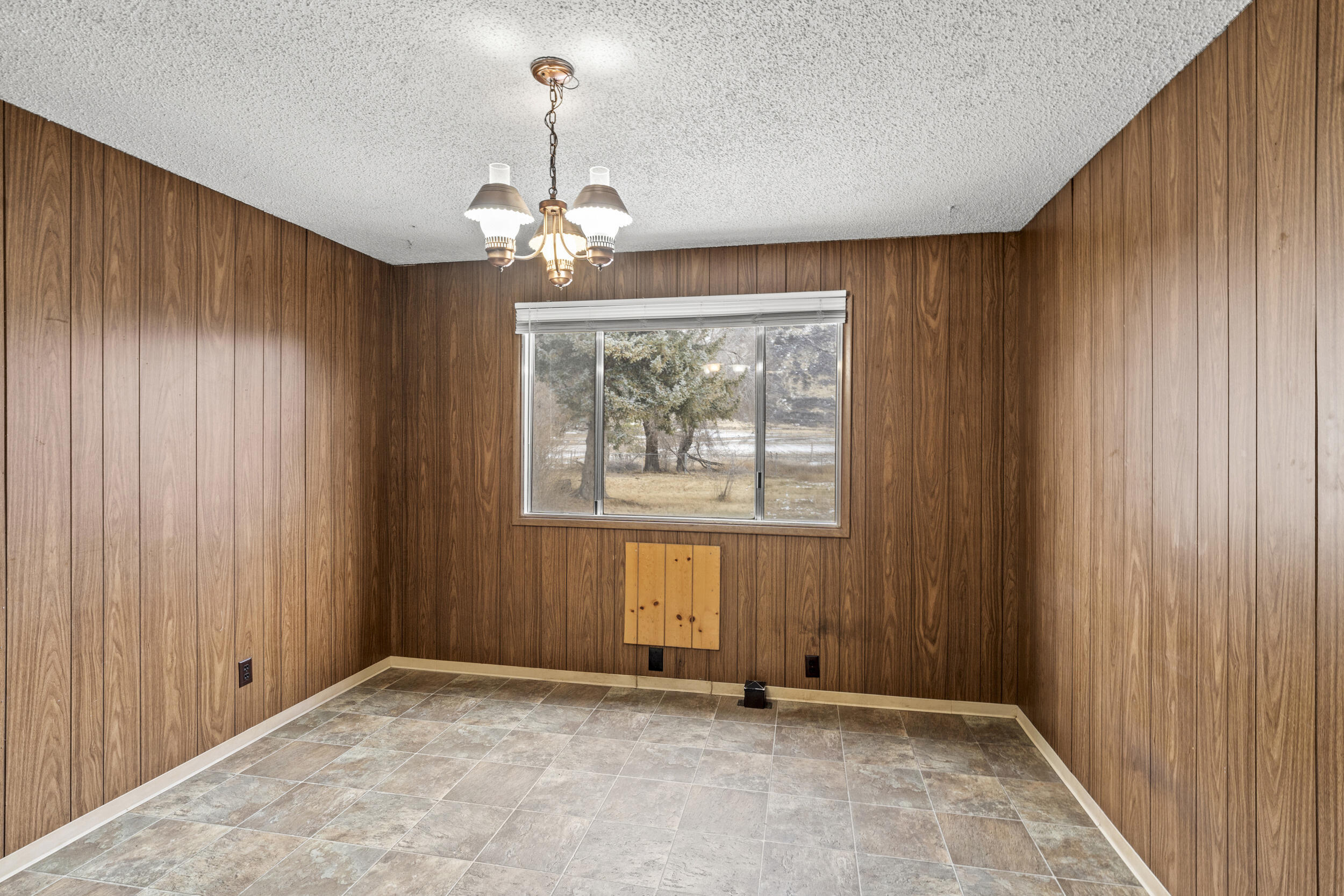 5851 Wocus Road Klamath Falls, OR 97601 - Photo 7 of 30 23_5851 wocus road - 23