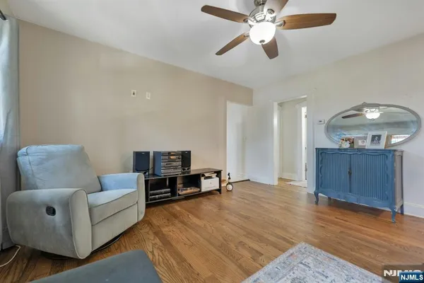 $2,600 | 68 Macfarlan Avenue, Unit FIRST, Hawthorne, NJ 07506