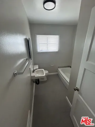 $2,200 | 4121 Santo Tomas Drive, Unit A, Los Angeles, CA 90008