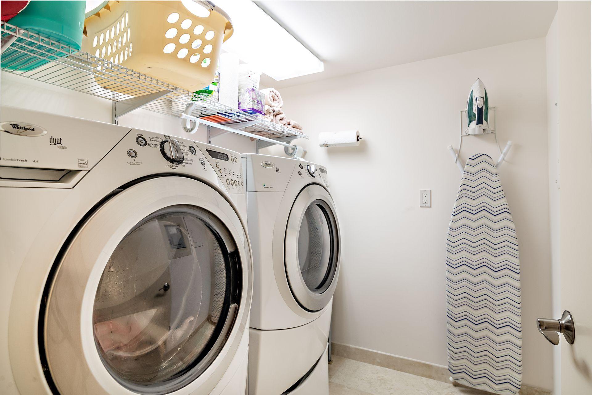 19670 South Beach Road, Unit PH C1 Tequesta, FL 33469 - Photo 19 of 31 Laundry
