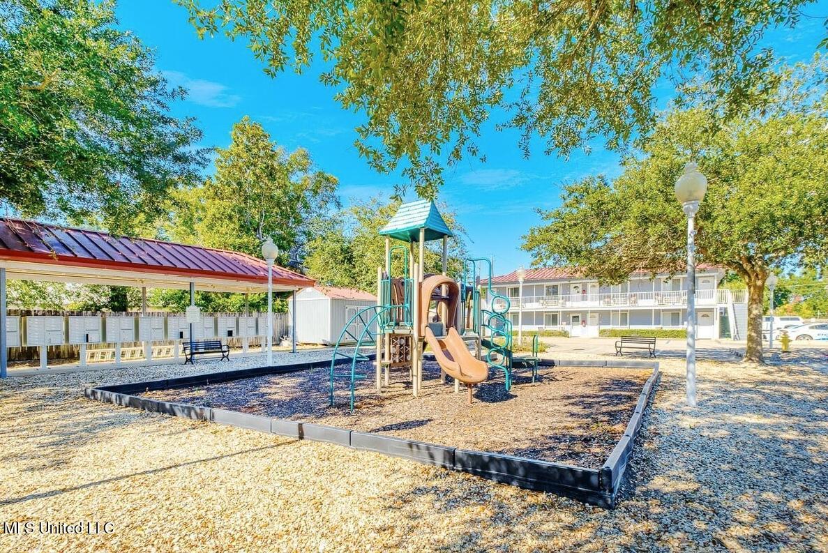 1664 Beach Boulevard, Unit 74 Biloxi, MS 39531 - Photo 10 of 13 Picture18