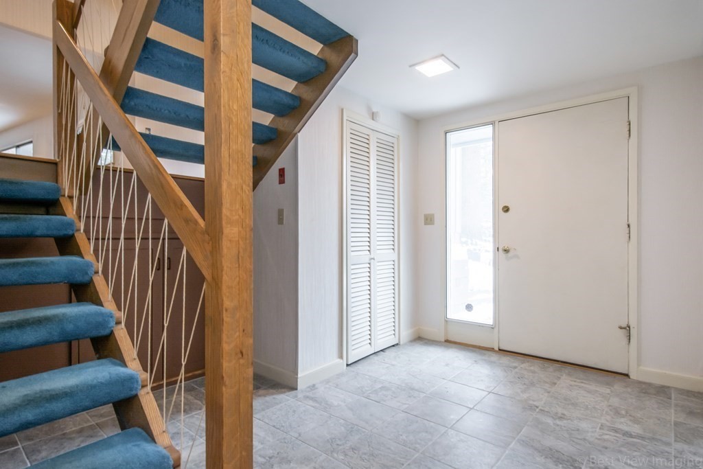 29 Patterson Road Lexington, MA 02421 - Photo 4 of 40