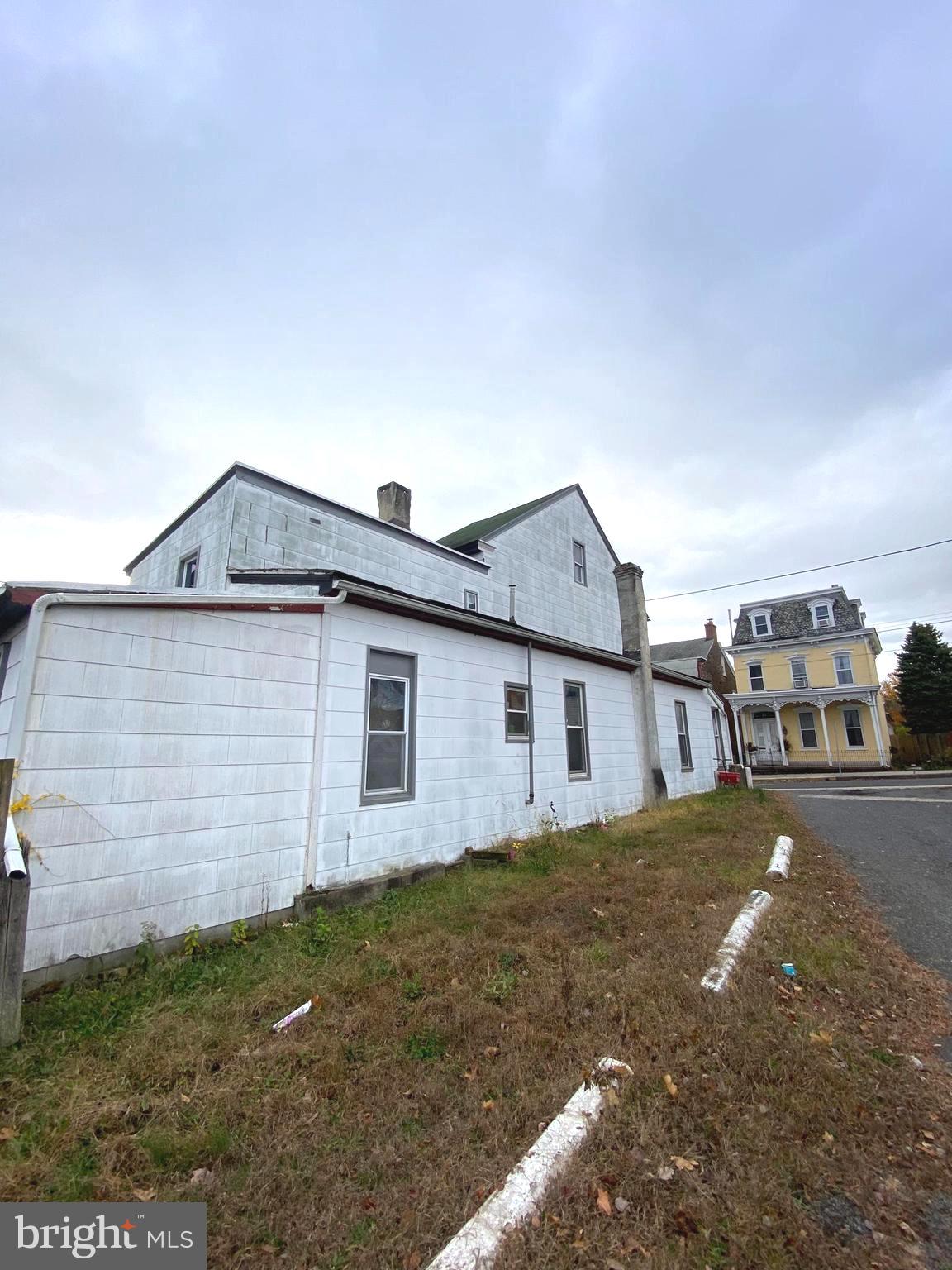 64 South Evans Street Pottstown, PA 19464 - Photo 4 of 31 a view of a house with a yard