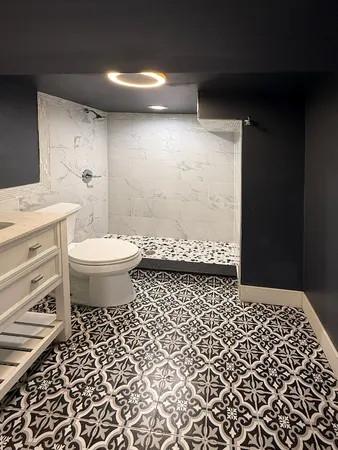 $240,000 | 10726 South Mackinaw Avenue, Chicago, IL 60617