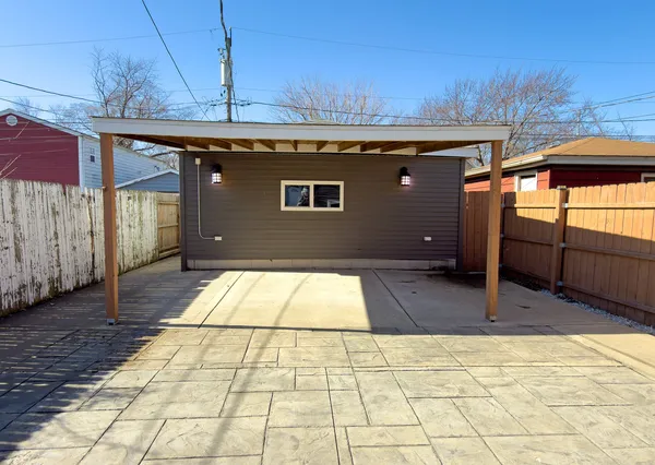 $240,000 | 10726 South Mackinaw Avenue, Chicago, IL 60617