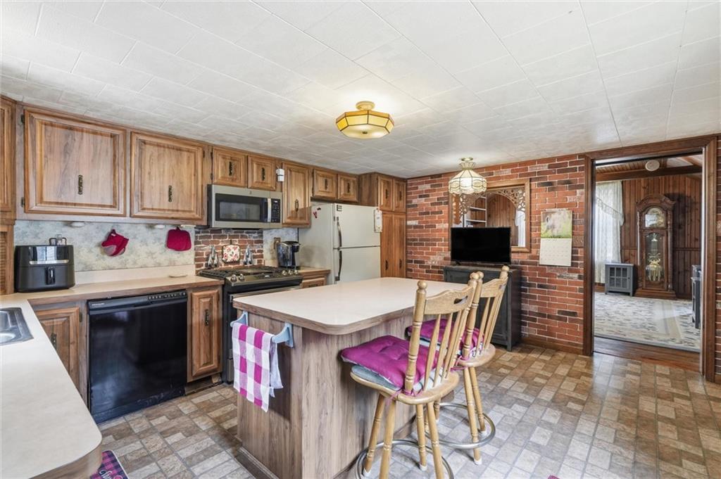 410 Lovedale Road Elizabeth, PA 15037 - Photo 15 of 44 Gallery Image 15