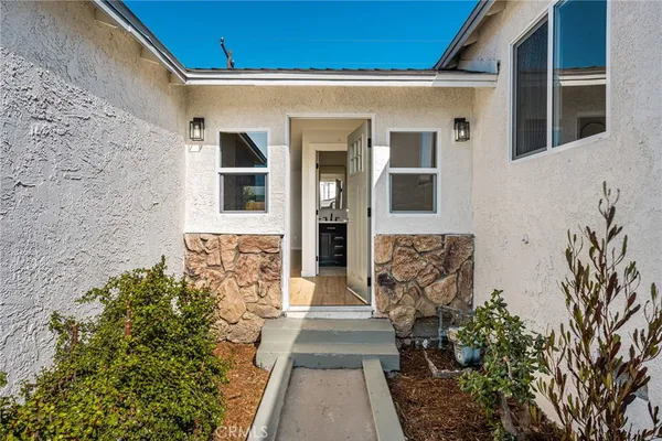 $789,900 | 1306 South Cliveden Avenue, Compton, CA 90220