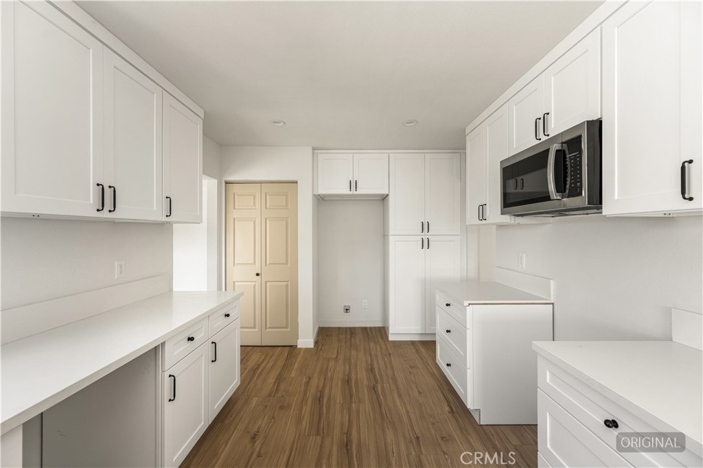 1306 South Cliveden Avenue Compton, CA 90220 - Photo 7 of 27