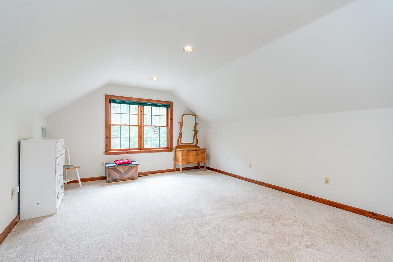 8693 National Road Southwest Etna, OH 43062 - Photo 26 of 36 Bedroom 3