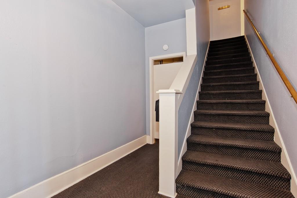 4910 Victor Street, Unit 4 Dallas, TX 75214 - Photo 20 of 24 a view of entryway
