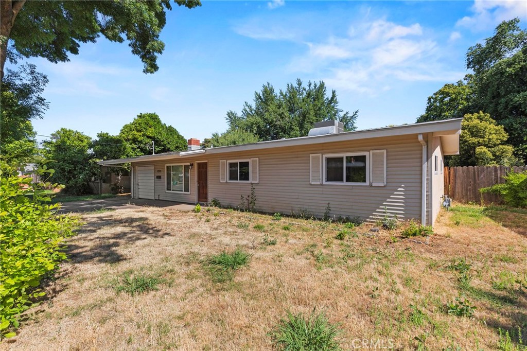 1272 Dale Way Chico, CA 95926 - Photo 3 of 44