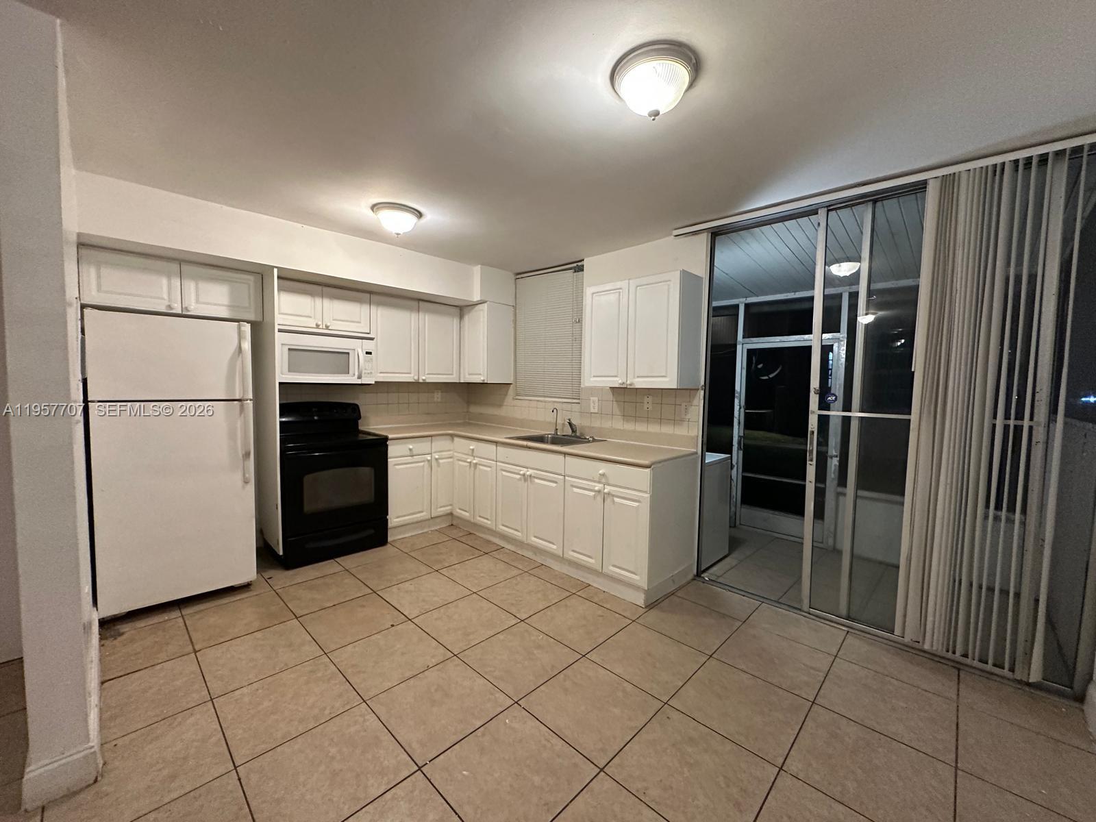 5959 Southwest 69th Street, Unit 106 Miami, FL 33143 - Photo 4 of 12