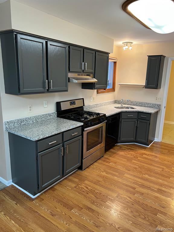34655 Mercer Lane Fraser, MI 48026 - Photo 3 of 12