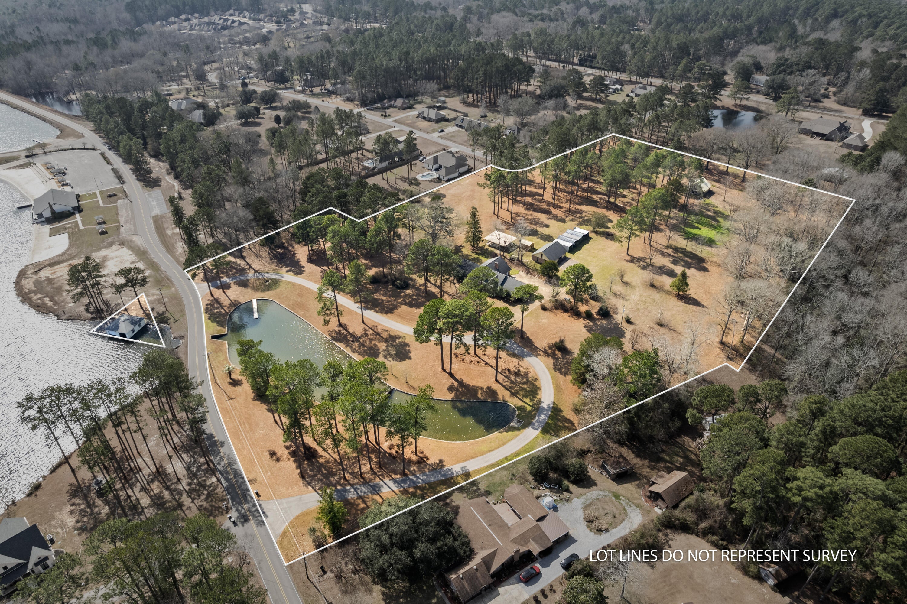 269 West Lake Road Hattiesburg, MS 39402 - Photo 3 of 114 Gallery Image 3