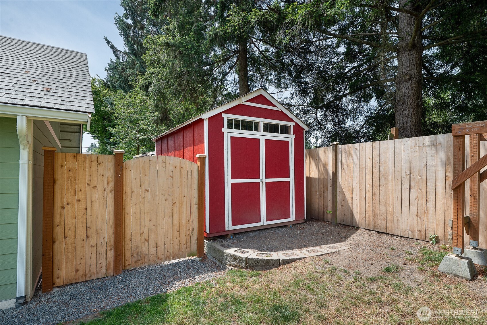 20818 77th Place West Edmonds, WA 98026 - Photo 36 of 39