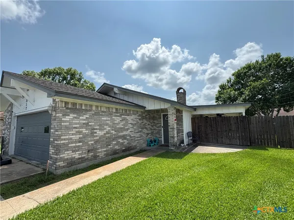 $224,900 | 217 Versailles Street, Victoria, TX 77904