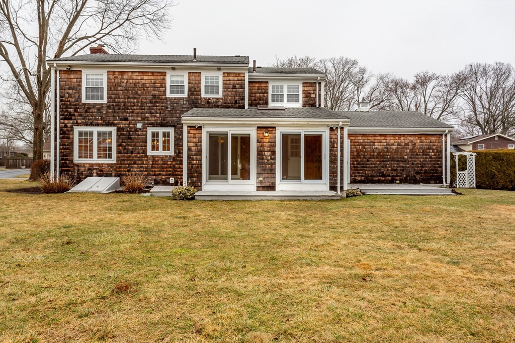 227 Mt Hope Road Somerset, MA 02726 - Photo 7 of 40 Gallery Image 7