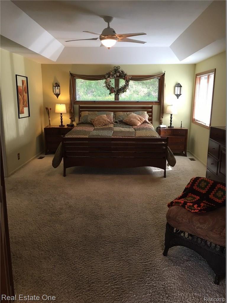 2082 Hunter Road Brighton, MI 48114 - Photo 20 of 46 IMG_3018.JPG