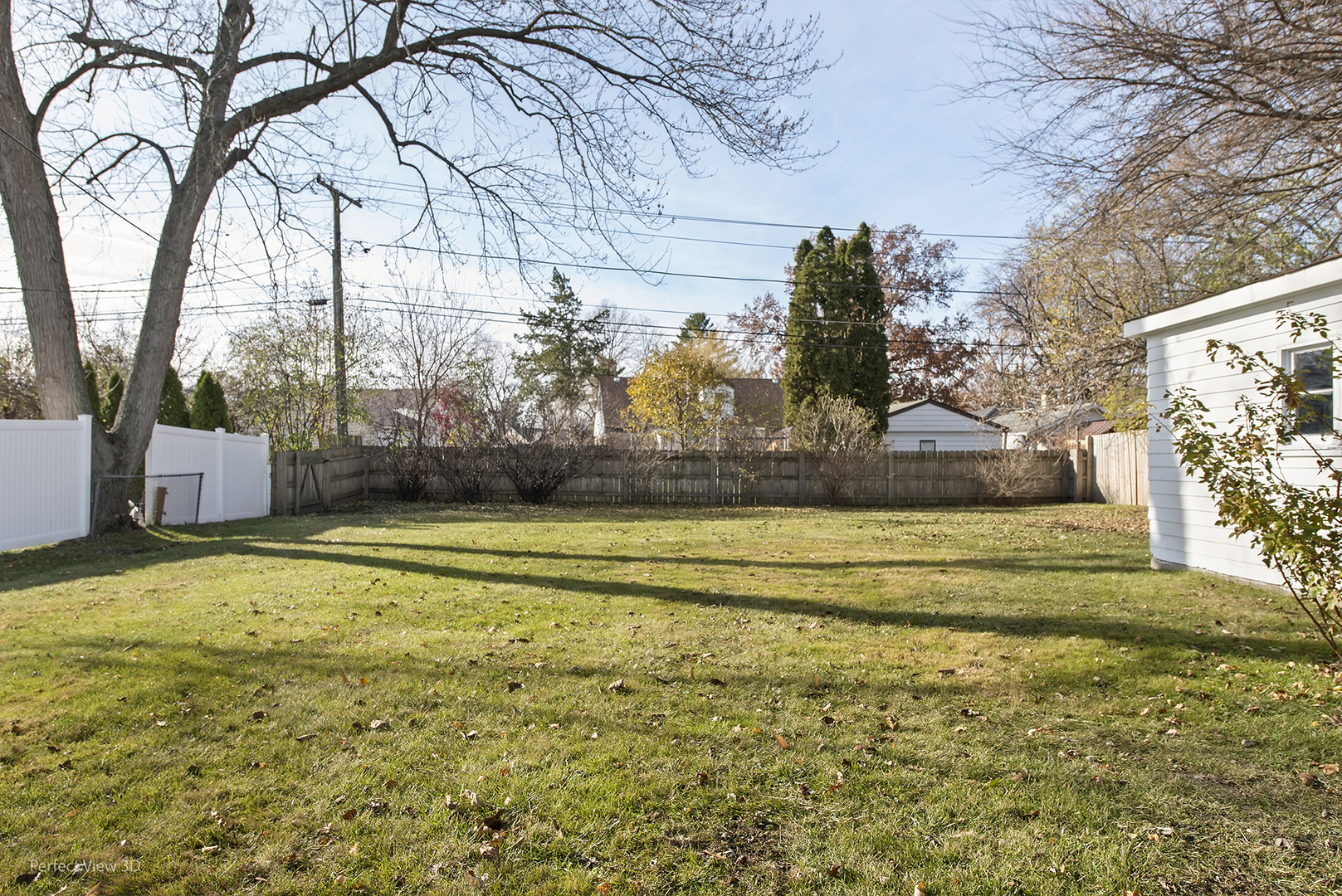 603 West Rand Road Mount Prospect, IL 60056 - Photo 20 of 20 a view of a yard with an outdoor space
