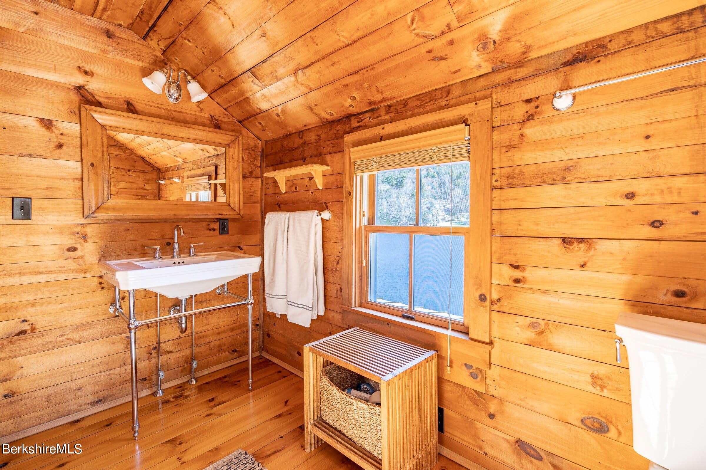 14 Bidwell Road Monterey, MA 01245 - Photo 29 of 36 SECOND FLOOR BATHROOM