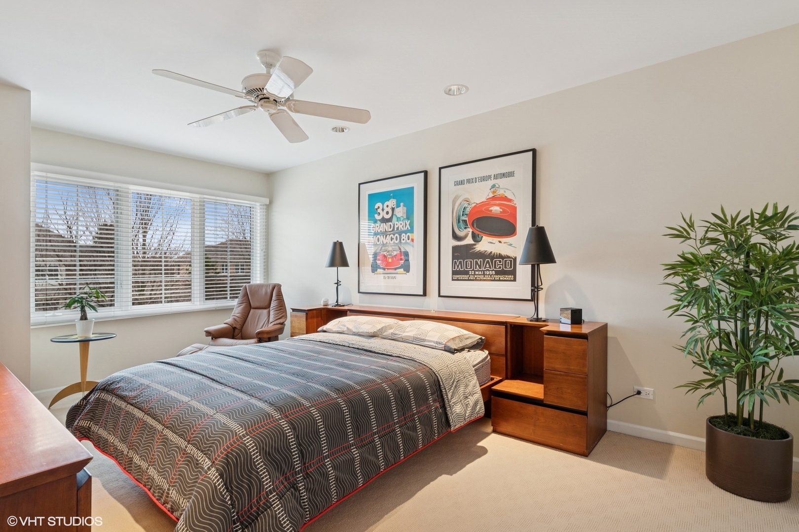 2145 Royal Ridge Drive Northbrook, IL 60062 - Photo 15 of 33 Gallery Image 15